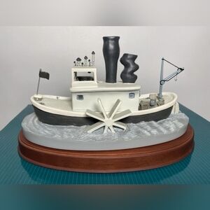 WDCC Disney Enchanted Places Mickey's 70 Birthday Steamboat Willie Figurine